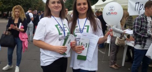 У «Містечку USAID» жителі Черкащини більше дізналися про судову систему України