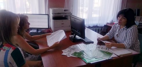 У Смілі налагоджують співпрацю центру з надання БВПД із Державною міграційною службою