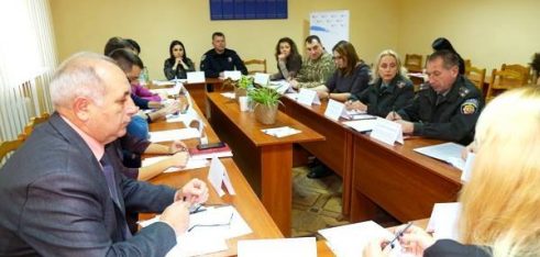 На Прикарпатті обговорили питання гуманізації кримінальних покарань у форматі дискусійного клубу