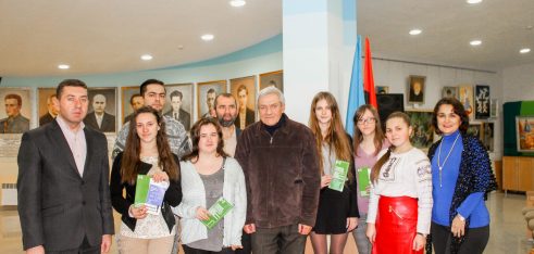 Участь керівництва Регіонального центру в круглому столі «Права людини в Україні: історія та сьогодення»