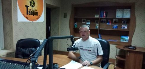 Слухачам обласного радіо «Таврія» розповіли про відповідальність за порушення норм благоустрою міста