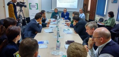 У Херсоні представники регіональних правових інститутів та громадськості говорили про типові порушення з боку правоохоронних органів