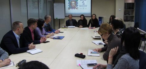 У Херсоні підвели підсумки 2017 року в рамках громадської кампанії протидії насильству в сім’ї