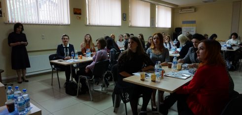 У Миколаєві обговорили питання захисту прав  жінок вразливих категорій