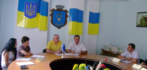 Участь представників Дубенського МЦ з НБВПД у круглому столі з нагоди «Дня інформування»