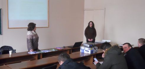 Патрульним пояснили порядок інформування регіонального центру про затримання осіб