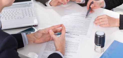 Спеціаліст Маріупольського центру допомогла  клієнту отримати 200 000 гривень за вкладом у неплатоспроможному банку