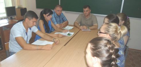 Фахівці центрів правової допомоги відвідали неповнолітніх вихованок  Мелітопольської жіночої виправної колонії