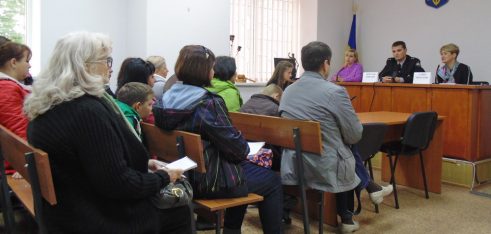 «Булінг: виявити, попередити, протидіяти» – тема зустрічі в межах проекту «Вас чекають в суді»