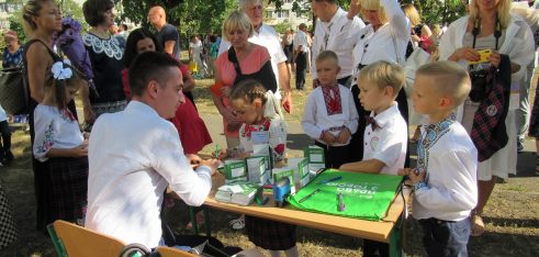 Вітали школярів зі святом Першого дзвоника