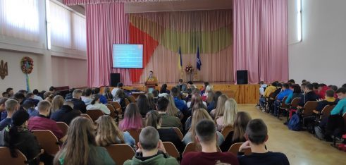Про домашнє насильство – зі студентами технічного коледжу Луцького національного технічного університету