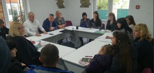 Дитячі будинки сімейного типу, прийомні сім’ї: виклики діяльності та шляхи вирішення проблемних питань