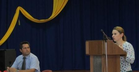 Про відповідальне батьківство говорили з батьками полтавських ліцеїстів