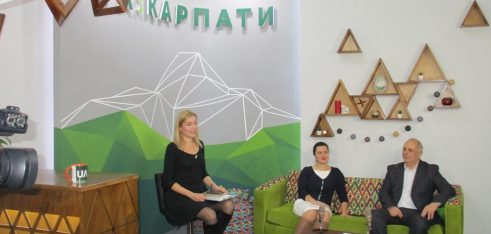 Розпочали Всеукраїнський день безоплатної правової допомоги на «Карпатському ранку»