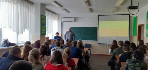 Правовий кінозал: документальні фільми та жваві дискусії