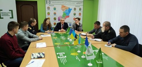 У Регіональному центрі з надання БВПД у Рівненській області відбулось публічне обговорення на тему «Дотримання виборчих стандартів у місцях позбавлення волі та інших спеціальних виборчих дільницях»