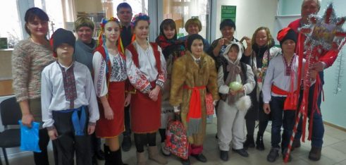 На щастя, добробут та удачу –  в Ніжинському місцевому центрі надання безоплатної правової допомоги лунали щедрівки