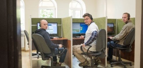 Майже 329 тисяч дзвінків надійшло до контактного центру в Чернівцях у 2019 році