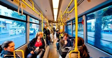 Які права та обов’язки мають пасажири у громадському транспорті