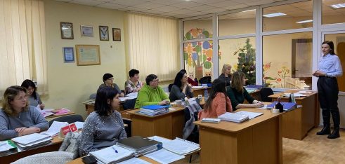 Про сімейні правовідносини говорили з фахівцями соціальної роботи Івано-Франківського міського центру соціальних служб для сім’ї, дітей та молоді