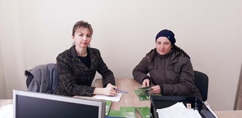 Мешканців Староушицької ОТГ консультували із земельних питань