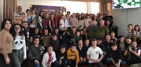 На Долинщині школярі зустрілись з учасниками АТО/ООС