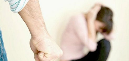 На Котелевщині жінку захистили від домашнього насильства