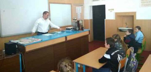 Захист дітей від жорстокого поводження