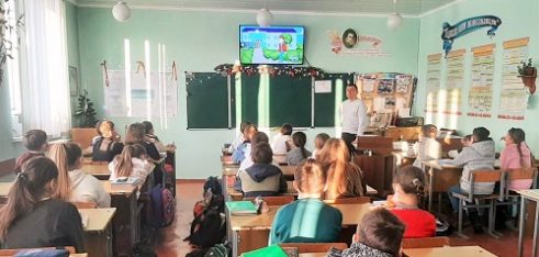 «Булінг у школі. Кібербулінг. Відповідальність за вчинення таких дій» – тема просвітницьких заходів для школярів м.Рівне