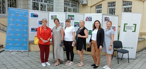 З нагоди 30-річчя Незалежності України в Сумах організували фотовиставку й експрес-консультування громадян