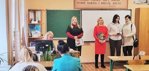 Ліцеїсти побували у “Школі юридичних професій” завдяки фахівцям Сарненського МЦ та їх партнерам