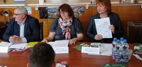 Вихованцям та педагогам Тернопільського обласного комунального дитячого будинку провели правовий лікнеп про права дитини, механізми їх захисту в умовах воєнного стану