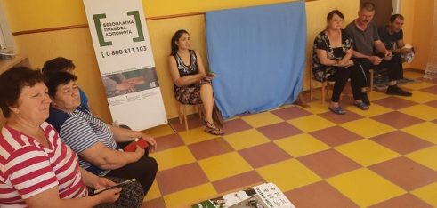 Про земельні відносини говорили з селянами Диканщини