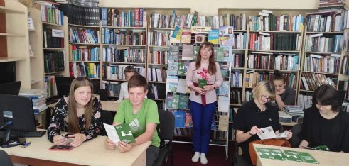 Флеш-моби, день відкритих дверей та консультування: фахівці центрів БПД на Закарпатті відзначили 10-ту річницю створення першої установи системи