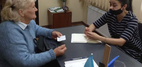 Світ у віконці: допомога літній людині на Дніпропетровщині