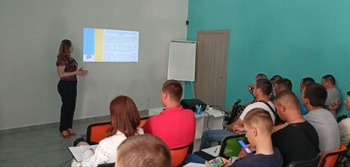 Про проблеми професійного вигорання говорили під час кінопоказу у Кременчуці