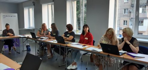 Прокачати навички комунікатора: у Дніпрі розпочався дводенний тренінг