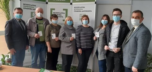 На Закарпатті до волонтерства у сфері надання безоплатної правової допомоги вже долучилося восьмеро небайдужих краян
