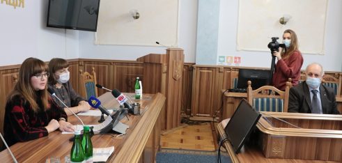 Прикарпаття долучилося до проведення Всеукраїнської інформаційної кампанії «16 днів проти насильства»