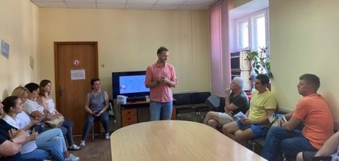 Киян, які бажають надавати соціальні послуги вдома проінформували про можливості системи безоплатної правової допомоги