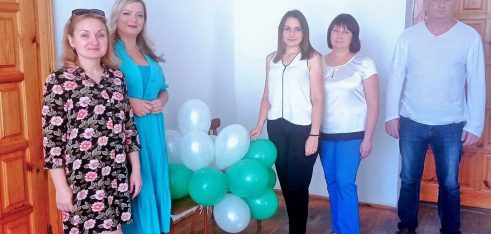 Фахівці Дубровицького бюро переїхали та відствяткували свою 6-ту річницю
