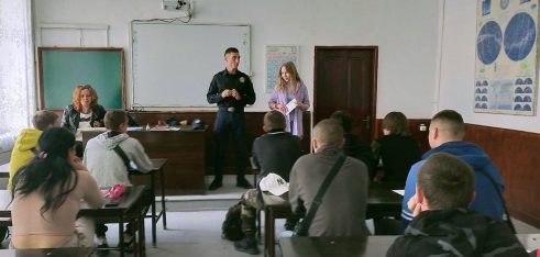 Знай свої права та поважай права інших: на Кіровоградщині розпочали навчальний рік із заходів щодо протидії булінгу