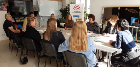 Як прийняти спадщину в умовах воєнного стану: у Кропивницькому юристи БПД та нотаріуси консультували переселенців