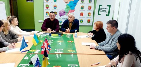 У Рівному відбувся круглий стіл на тему «Забезпечення прав внутрішньо переміщених осіб у період воєнного стану»