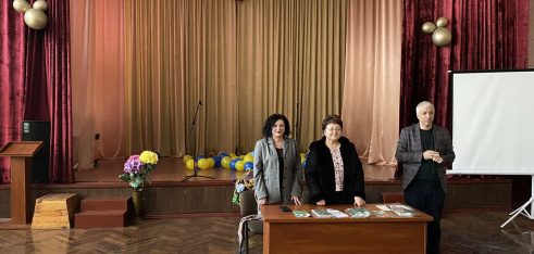 З нагоди свята Всеукраїнського дня безоплатної правової допомоги  в Чернігові провели захід для учнів ліцею №15.