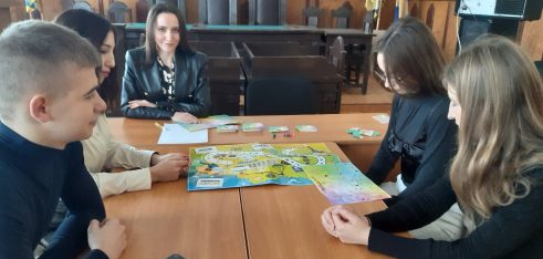 Майбутні юристи демонстрували свої знання юриспруденції під час гри “Важниця”
