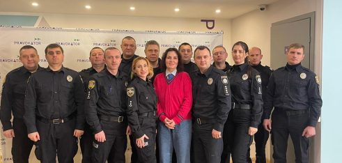 В Одесі на робочій зустрічі з представниками поліції обговорили питання запобігання несвоєчасного повідомлення про затримання особи