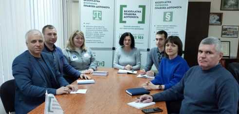 Співпраця з міжнародними партнерами з питань захисту прав біженців та внутрішньо переміщених осіб