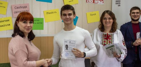 Дев’ятеро волонтерів-правників починають працювати в системі БПД на Дніпропетровщині