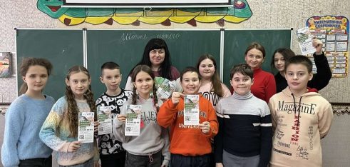 Як реагувати на випадки кібербулінгу розповіли  школярам у Чутовому